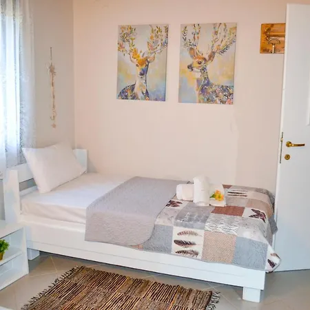 Nikos Stone House 80m From The With Wifi *