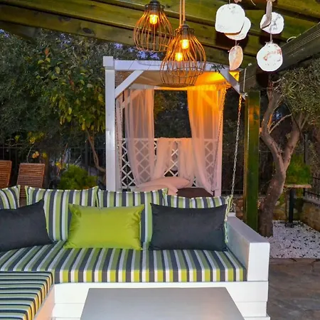 Nikos Stone House 80m From The With Wifi Casa de Férias Gerakini