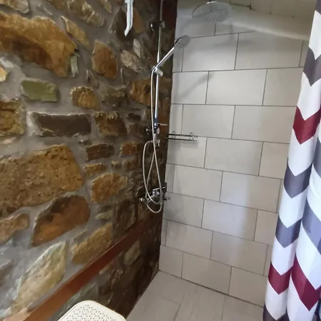 Nikos Stone House 80m From The With Wifi Casa de Férias