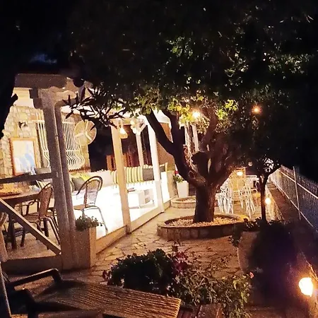 Nikos Stone House 80m From The With Wifi