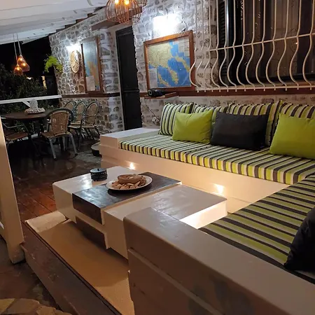 Nikos Stone House 80m From The With Wifi Gerakini