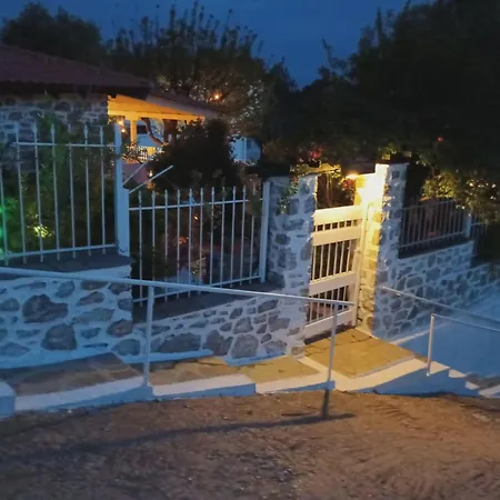 Nikos Stone House 80m From The With Wifi *