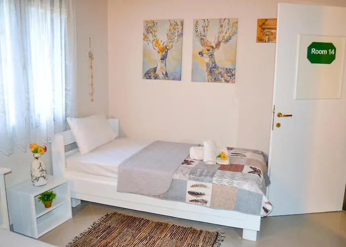 Nikos Stone House 80m From The With Wifi *