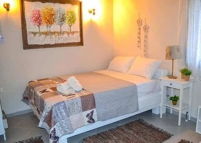 Nikos Stone House 80m From The With Wifi Ferienhaus