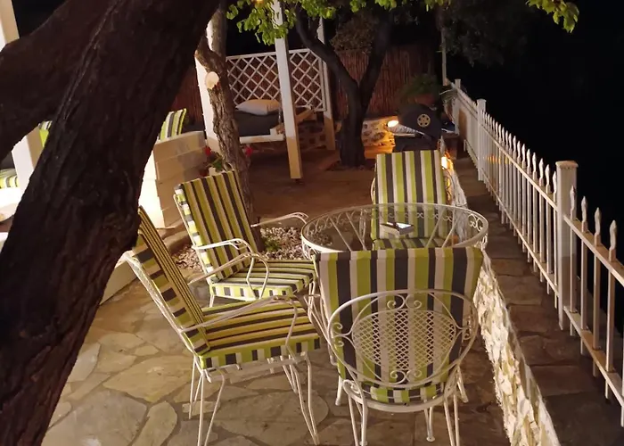Ferienhaus Nikos Stone House 80m From The With Wifi