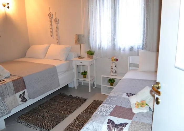 Nikos Stone House 80m From The With Wifi